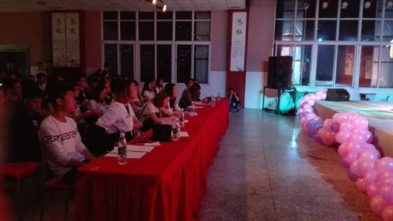 说明: E743E939F43F209A28B5AF1B2D763E0E